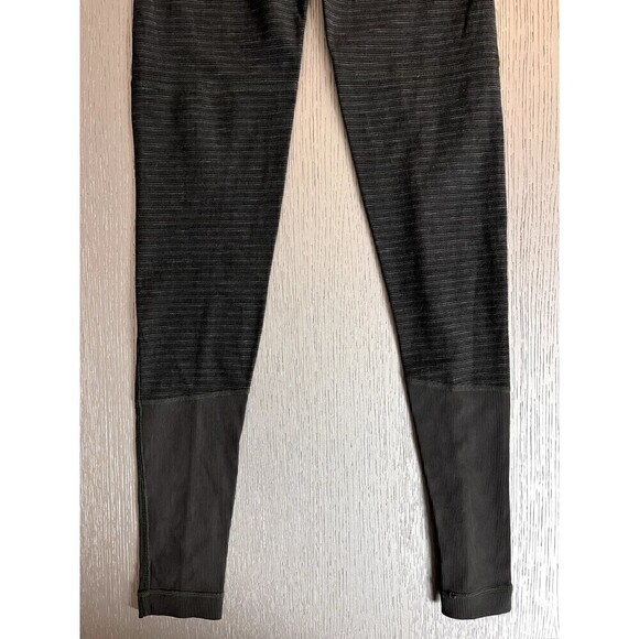 Lululemon Women's Leggings Dark Green Size 4 Yoga Workout Inseam 29" Used - Picture 7 of 8